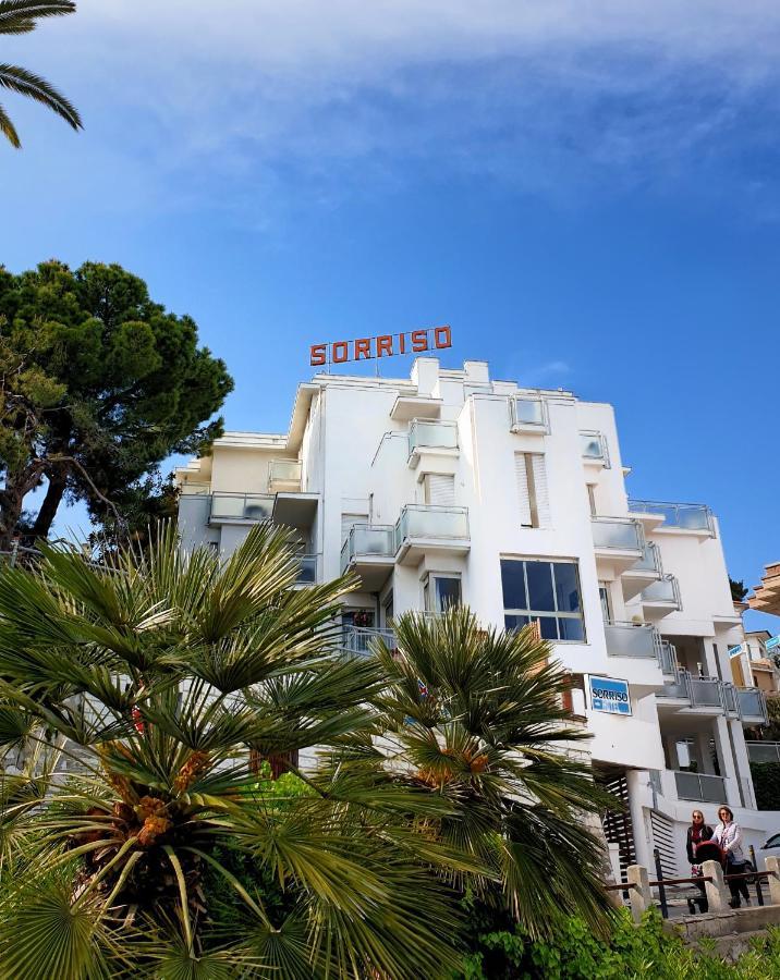 נומאנה Hotel Sorriso מראה חיצוני תמונה